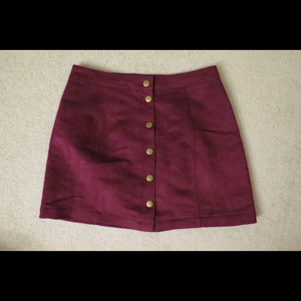 Old Navy berry mini-skirt